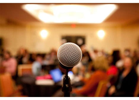 town-hall-microphone_030615